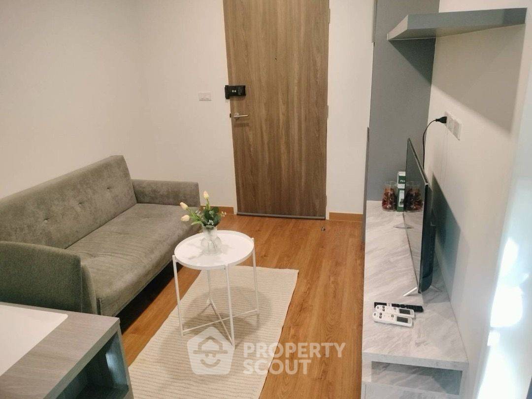 picture 1-BR Condo at Magnix Ramintra 21 in Anusawari (ID 1609975) - 4/10