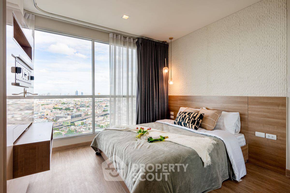 รูป คอนโด 3-ห้องนอน ที่ ริธึ่ม สาทร ใกล้ BTS สะพานตากสิน (ID 2387691) - รูปที่ 5/12