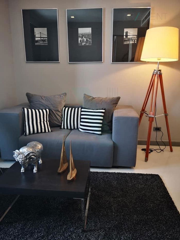 picture ð°Price update!ð° For Sell Condo M SILOM Building 1, Floor 20,1 bed room, Room size 51 sqm - 3/8