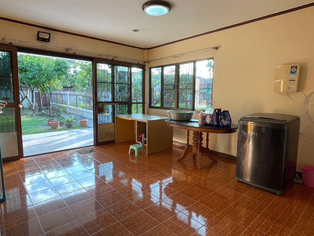 รูป ให้เช่าบ้านเดี่ยว 2 ชั้น พร้อมสวนหลังบ้านขนาดใหญ่ ประชาชื่น-สามัคคี - รูปที่ 10/10