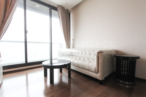 คอนโด ดิ แอดเดรส สุขุมวิท 28 ขนของย้ายเข้าได้ทันที ใกล้ BTS สถานีพร้อมพงษ์