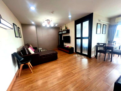 Condos for sale : Ladda Condo View Sriracha, great value, community area, heart of Sriracha city.