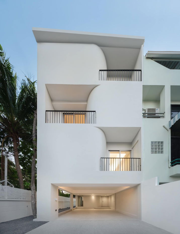 รูป S752 🏢 ขาย Home Office พร้อมเฟอร์นิเจอร์ครบ Ratchada 42 รองรับทีมงานได้กว่า 20 คน ขายเพียง 29 ล้านบาท - รูปที่ 2/19