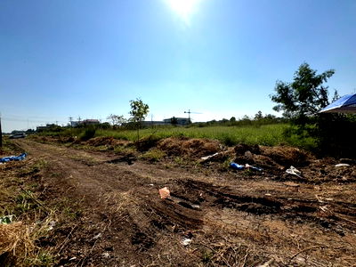 ที่ดิน วิทยาลัยการปกครอง : ขายที่ดินถมแล้ว 2 แปลงติดกัน พร้อมโฉนด คลอง 5 ธัญบุรี 2 งาน 80 ตรว. เข้าออกได้ 2 ทาง ใกล้มอเตอร์เวย์ ฟรีโอน