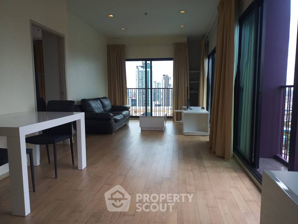 รูป คอนโด 2-ห้องนอน ที่ โนเบิล รีวิล เอกมัย ใกล้ BTS เอกมัย (ID 2386180) - รูปที่ 2/13