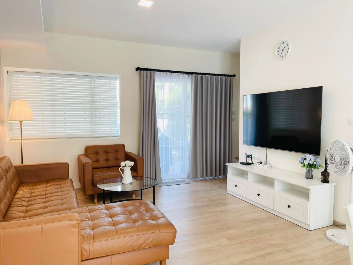 picture J04262 - Indy 2 Bangna - Ramkhamhaeng 2 - 5/11