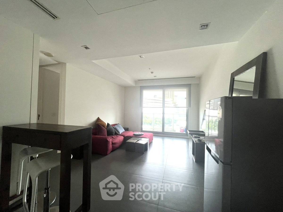 รูป คอนโด 2-ห้องนอน ที่ เดอะ ริเวอร์ คอนโดมิเนียม ใกล้ BTS สะพานตากสิน (ID 2374557) - รูปที่ 2/14