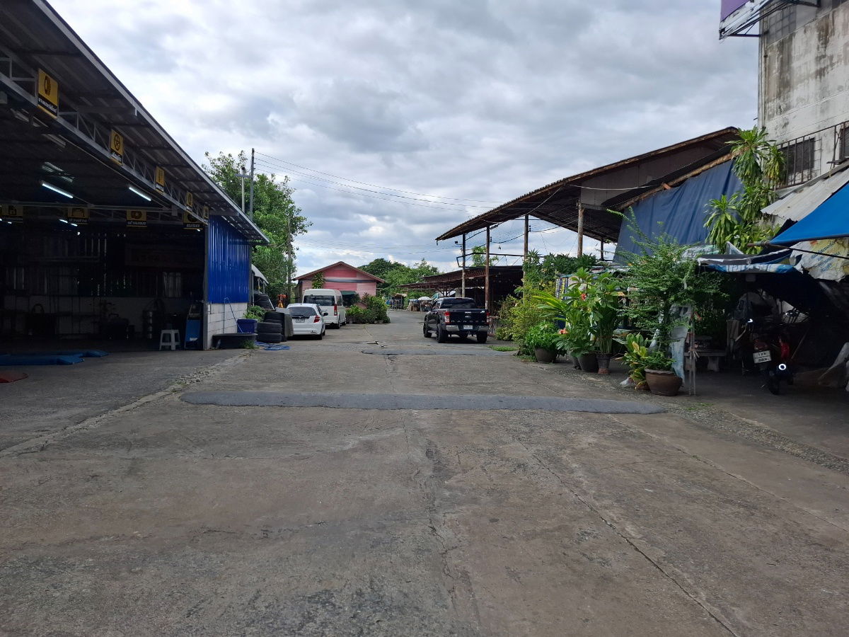 รูป ให้เช่าที่ดิน 1 ไร่ พร้อมตึก4 คูหา - รูปที่ 8/8