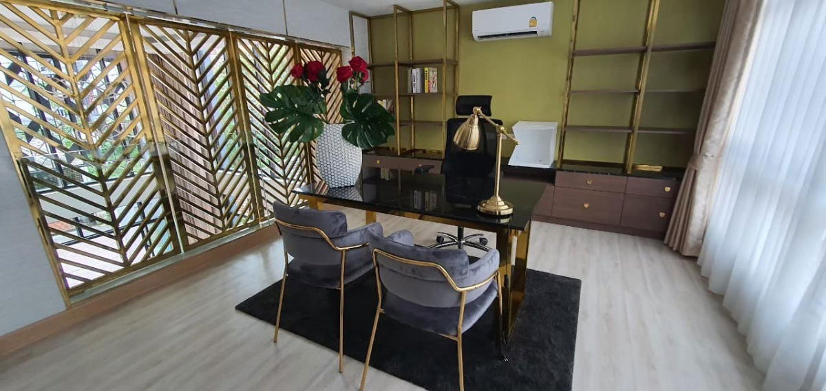 picture ð° Sale with Tenant! ðïļ Luxury 3.5-Story Home Office Dimond Ville Chokchai 4 (Corner Unit) 300 sq.m. High Ceiling âĻ Price 16.8M, Free Transfer! - 12/18