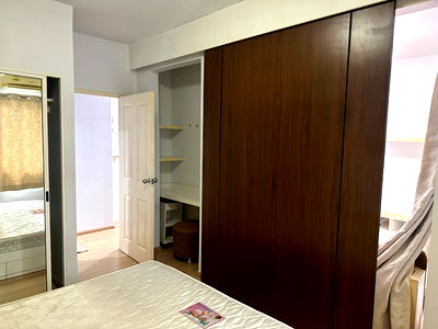 เช่าคอนโด ประตูน้ำ : ให้เช่า คอนโด A space Asoke - Ratchada ขนาด 35 ตารางเมตร 1 นอน 1 ห้องนั่งเล่น แยกเป็นสัดส่วน มีระเบียง