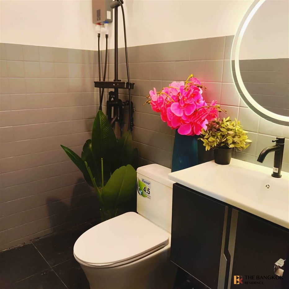 picture 🏡 Modern 2-Storey Townhome on the main road - Prime Location 🚆 near BTS Phahonyothin 59 - 12/15