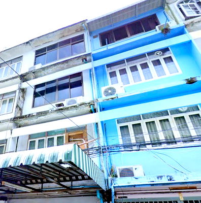 เช่าอาคารพาณิชย์ จุฬาลงกรณ์มหาวิทยาลัย : ประตูน้ำ BTSพญาไท ราชเทวี เพียง 598ม. ถนนเพชรบุรี ซอย 1-15 Airbnb อาคารพาณิชย์ 4 ชั้น 300 ตร.ม. 16 ตร.ว. 3-4 ห้องนอน สยามพารากอน