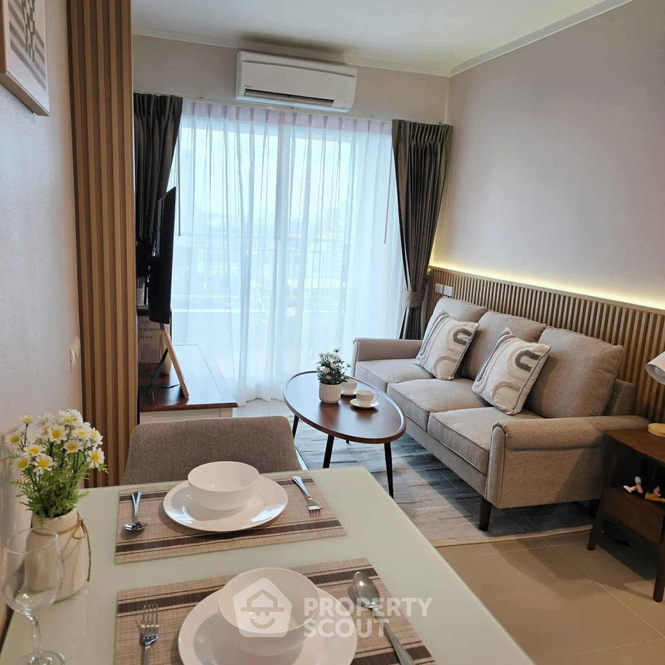 picture 1-BR Condo at Lumpini Seaview Jomtien close to Jomtien Beach (ID 2231822) - 2/12