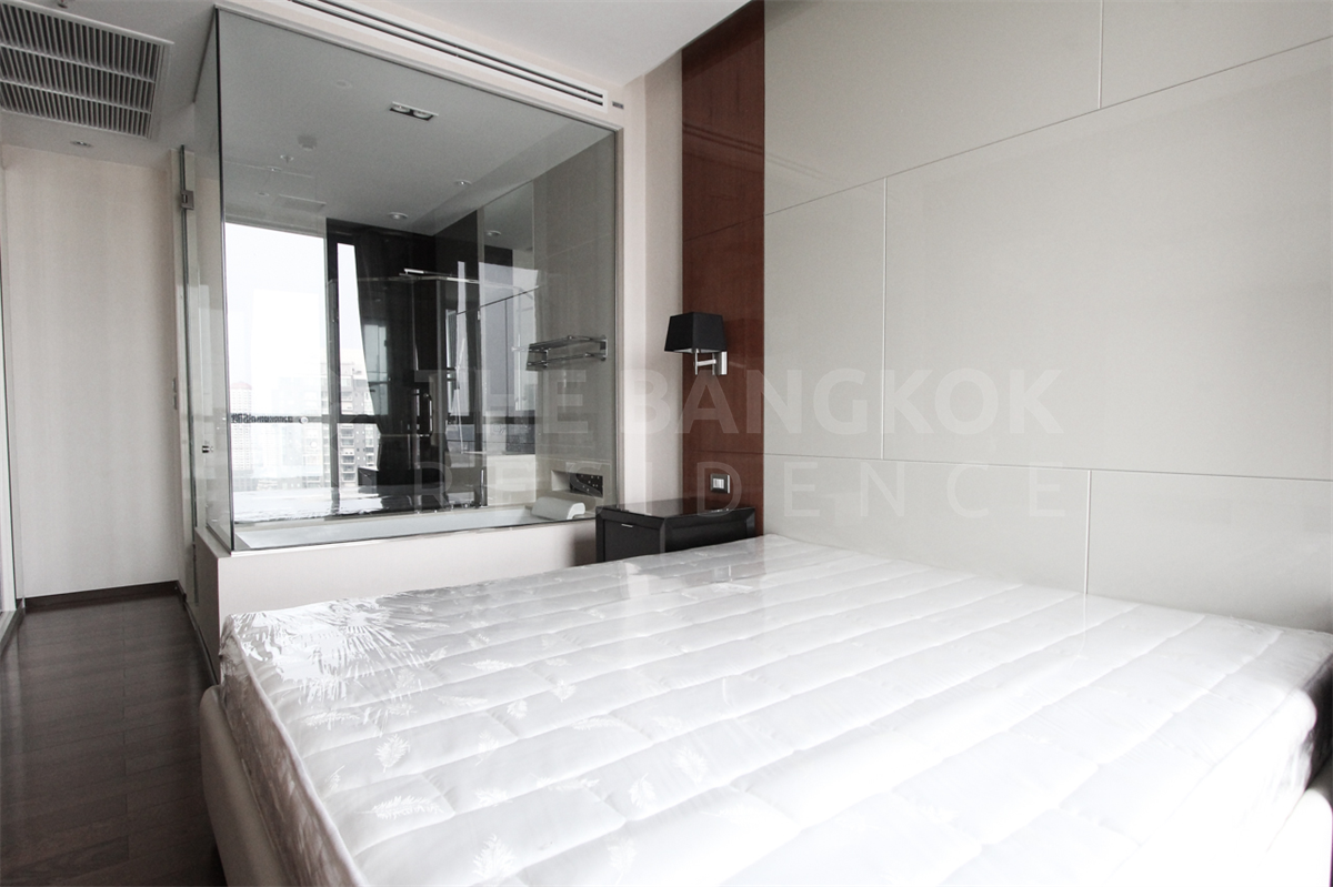 picture The Address Sukhumvit 28 Move-in Ready, Just Bring Your Stuff near BTS Phrom Phong - 5/10
