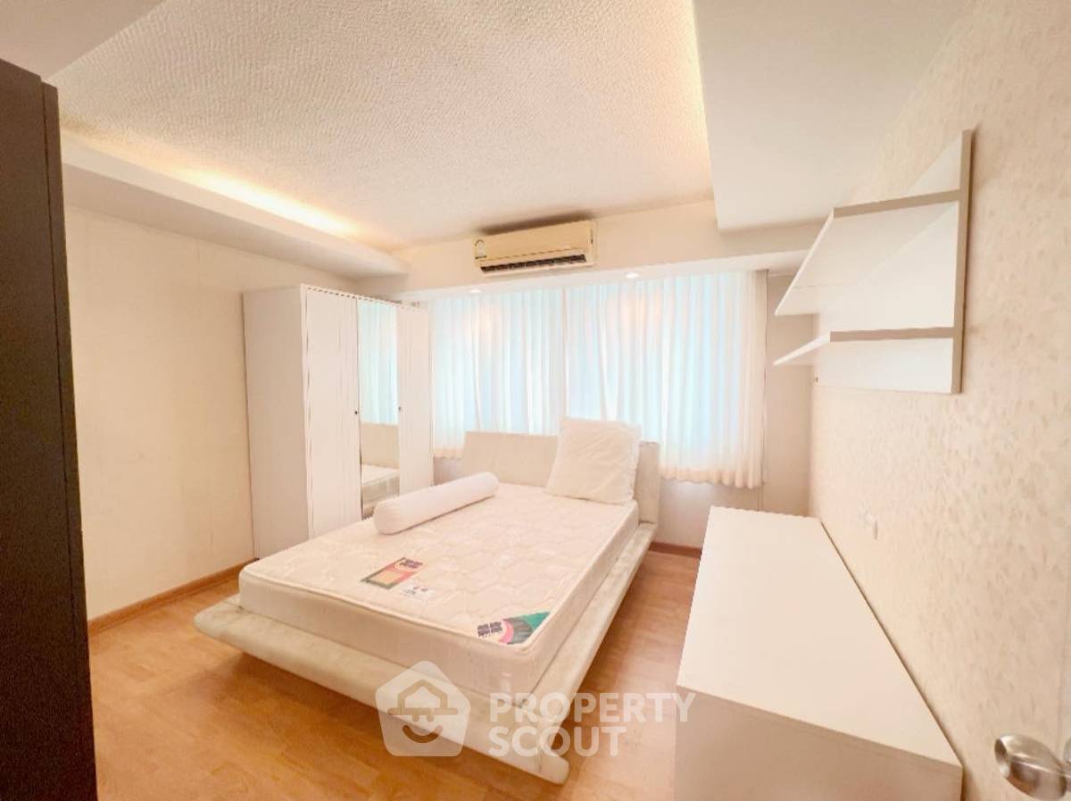 picture 2-BR Condo at Waterford Sukhumvit 50 Condominium near BTS On Nut (ID 2325162) - 14/16