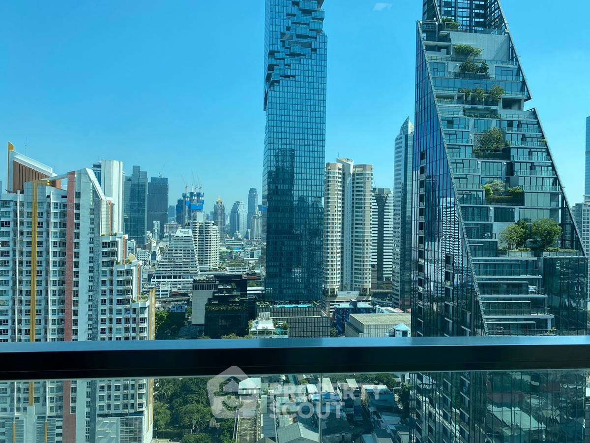 รูป คอนโด 1-ห้องนอน ที่ ดิ แอดเดรส สาทร ใกล้ BTS เซนต์หลุยส์ (ID 2389432) - รูปที่ 3/12