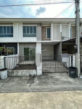 FOR SALE  TOWNHOUSE PROPERTY  1200000 BAHT.