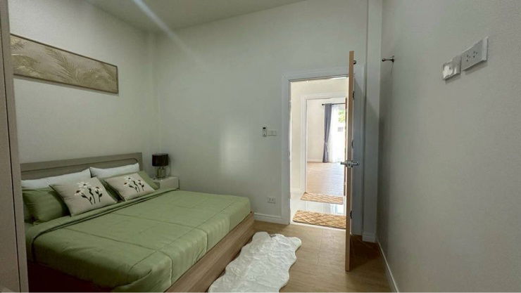 picture 🏡 Brand New Pool Villa for Rent – Mabprachan, Pattaya ✨ Modern style home with private saltwater pool  - 8/10