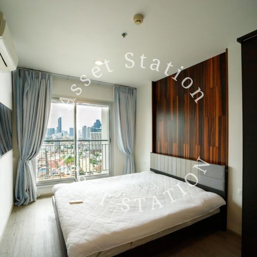 Urgent! For rent: Rhythm Sathorn-Narathiwas near BTS Chong Nonsi