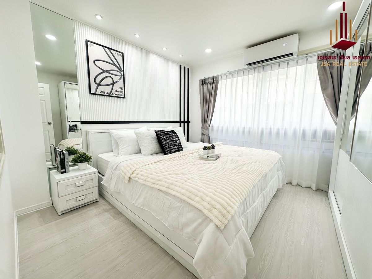 picture ✨ For Sale :  Lumpini Ville Cultural Center Condo  ✨  💰 only 2,290,000 thb - 4/9