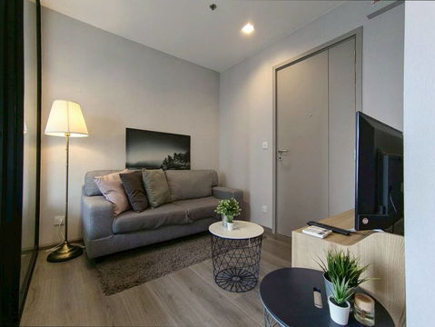 *** Condo for rent : The Politan Rive (River view) ***