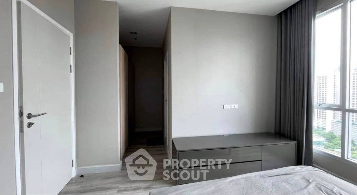 รูป คอนโด 3-ห้องนอน ที่ เซ็นทริค สาทร-เซนต์หลุยส์ ใกล้ BTS เซนต์หลุยส์ (ID 2390204) - รูปที่ 11/12