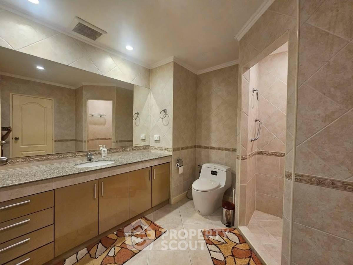 picture 1-BR Condo at View Talay Residence 2 Jomtein close to Jomtien Beach (ID 2388681) - 13/18