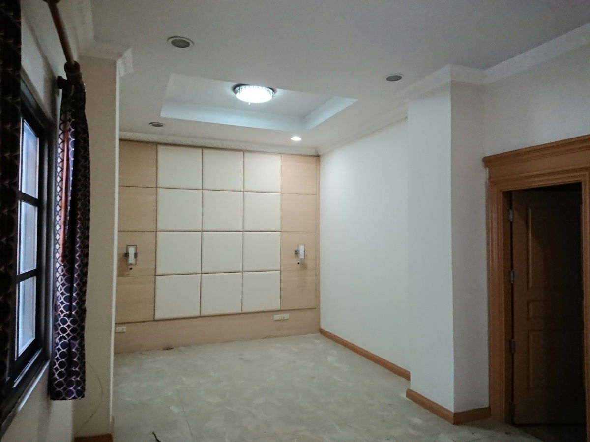 รูป ขายคฤหาสน์สุดอลังการ ใจกลางเมือง 7 ห้องนอน เสนานิคม 1 ใกล้Btsรัชโยธิน - รูปที่ 7/14