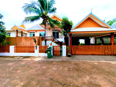 บ้านเดี่ยว ถนนทุ่งกลม-ตาหมัน : ขายวิลล่า ใก้ลทะเล จอมเทียน โครงการ Amorn Village 10.5 million 