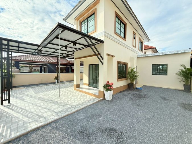 3-bed house for sale, 200 sqm, 50 sq wah, K.C. GREENVILLE
