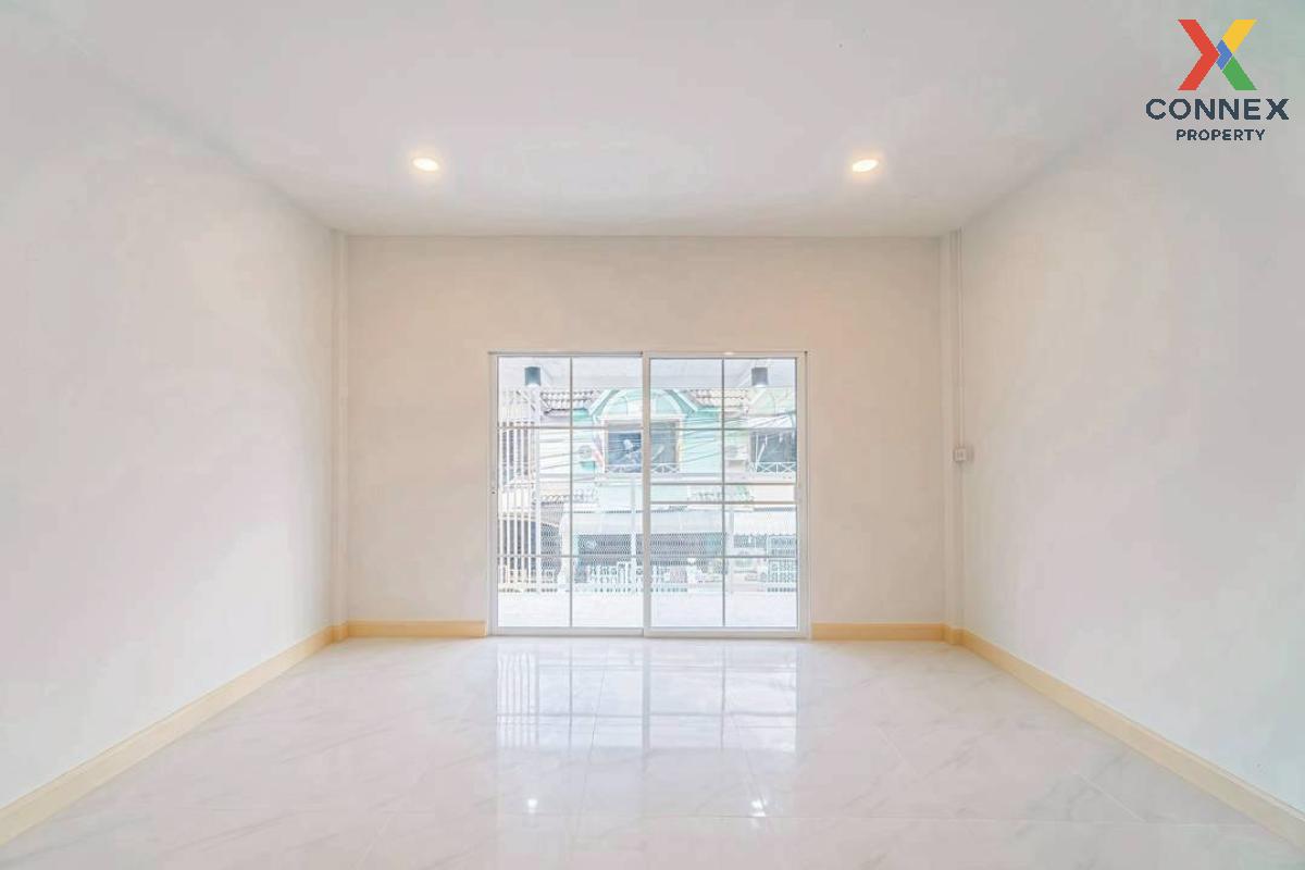 picture For Sale Townhouse/Townhome , Baan Manawadee , newly renovated , Bang Khu Rat , Bang Bua Thong , Nonthaburi , CX-135056 ✅ Live chat with us ADD LINE @connexproperty ✅ - 8/12