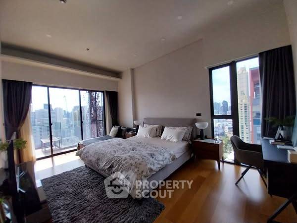 picture 3-BR Condo at Siamese Exclusive Sukhumvit 31 near MRT Sukhumvit (ID 2335682) - 2/3