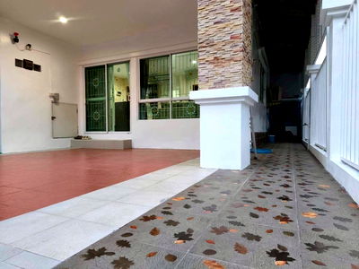 Houses for rent Lumlukka Road : For rent, for rent, for rent, townhome, The Town Phetkasem 1, Sai Mai, cheap price, interested, Line: @951qfbfi