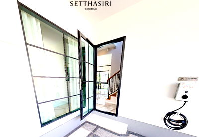 บ้านเดี่ยว กรุงเทพมหานคร : 💎 “เศรษฐสิริ เสรีไทย” บ้านเดี่ยวหรูที่ให้ครบทั้งดีไซน์ ทำเล และความเป็นส่วนตัว เริ่มต้น 12.99 ล้านบาท 📞 061-6161426