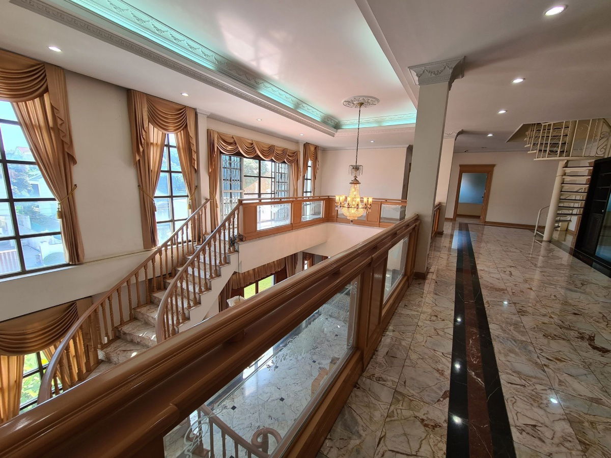 รูป ขายคฤหาสน์สุดอลังการ ใจกลางเมือง 7 ห้องนอน เสนานิคม 1 ใกล้Btsรัชโยธิน - รูปที่ 3/14