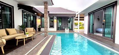 Houses for rent Chonburi : For rent pool villa 4bedroom nearly Mapprachan lake