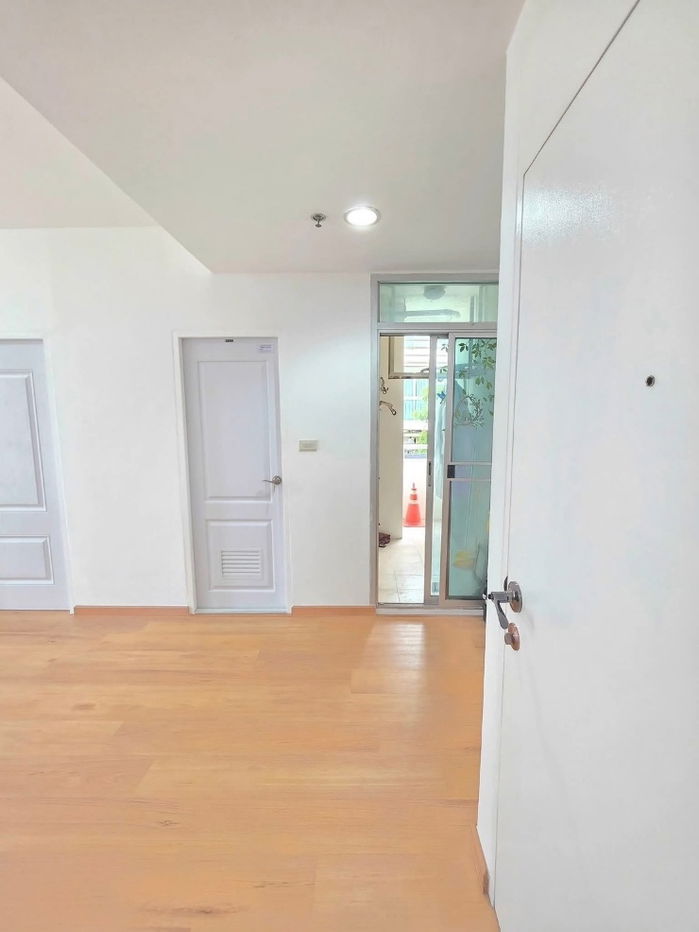 picture Selling a burden ðĨðĨ Special price condo, good location, The Zest Ladprao MD-25084901 - 3/11