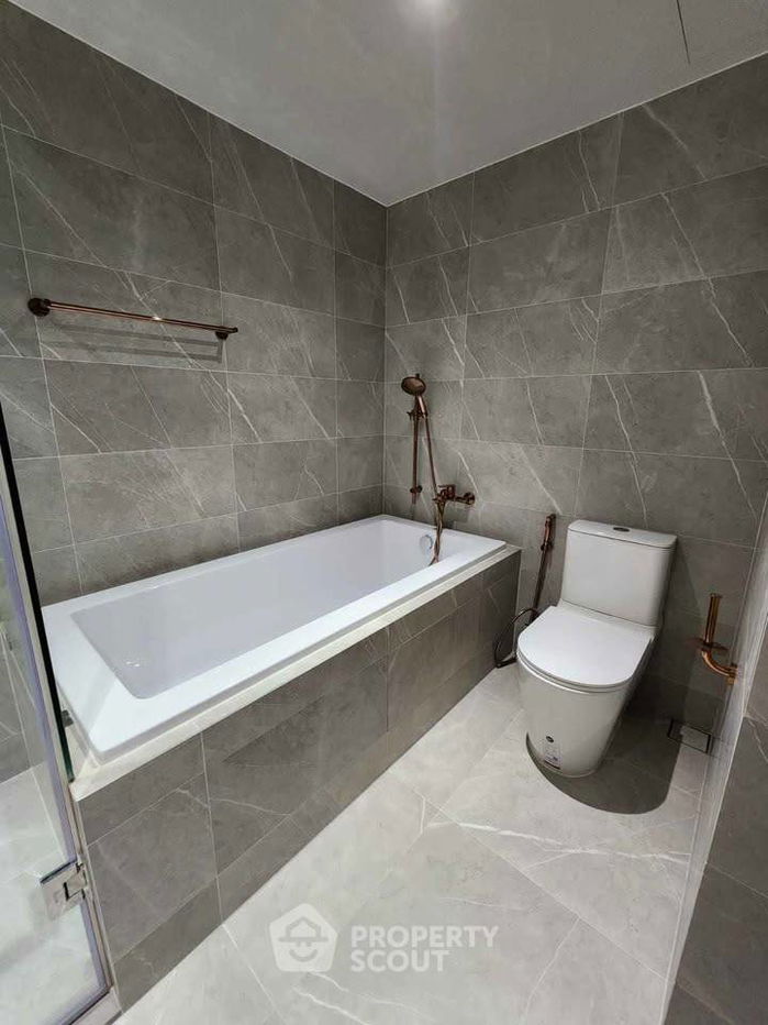 picture 2-BR Condo at Chapter Thonglor 25 close to Thong Lo (ID 2387981) - 15/15