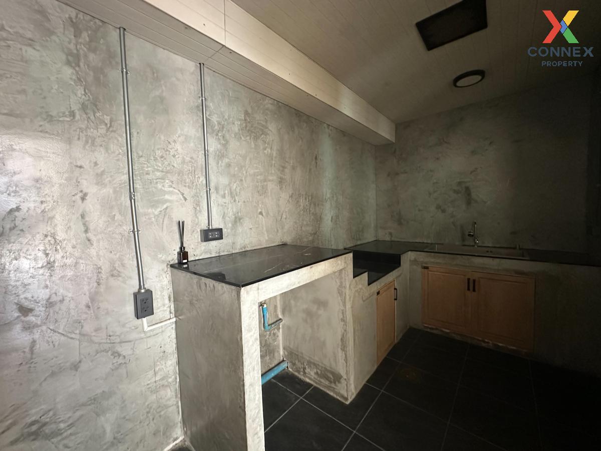 picture For Sale Townhouse/Townhome  , Golden Town Sathorn , BTS-Wutthakat , Bang Wa , Phasi Charoen , Bangkok , CX-122406 ✅ Live chat with us ADD LINE @connexproperty ✅  - 10/11