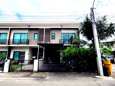 ทาวน์โฮม สมุทรปราการ : B13401 ขายทาวน์เฮ้าส์ หมู่บ้านเดอะคอนเนค 42 บางพลี สมุทรปราการ