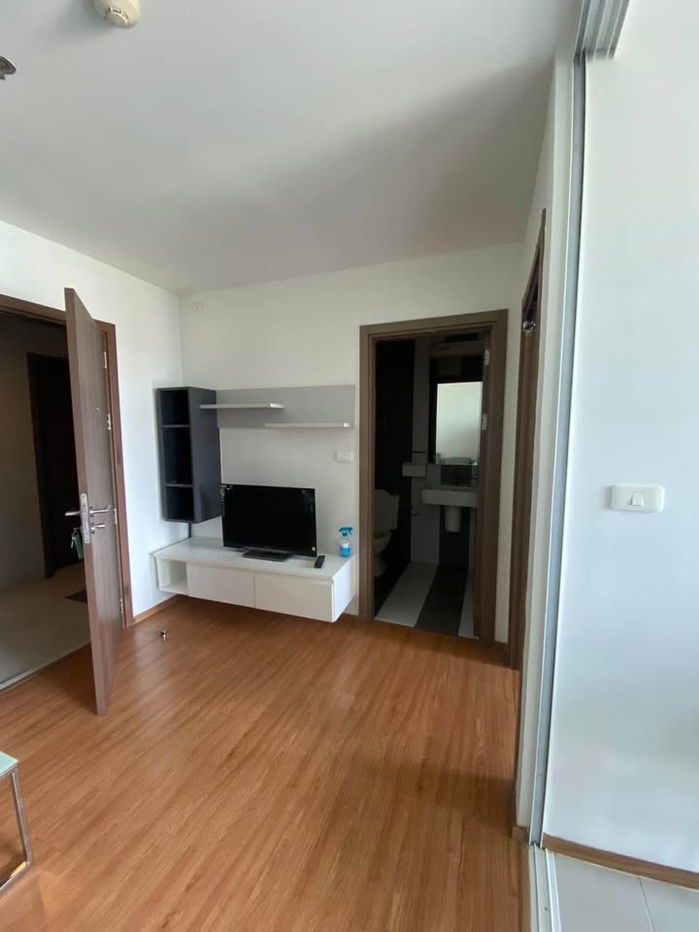 picture For rent The Base Sukhumvit 77 Floor 21 , 30.34 sq.m. - 3/7