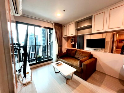 คอนโดให้เช่า : For Rent 📍life ladprao 🛀2 bed 2bath Type :2 bed 2bath