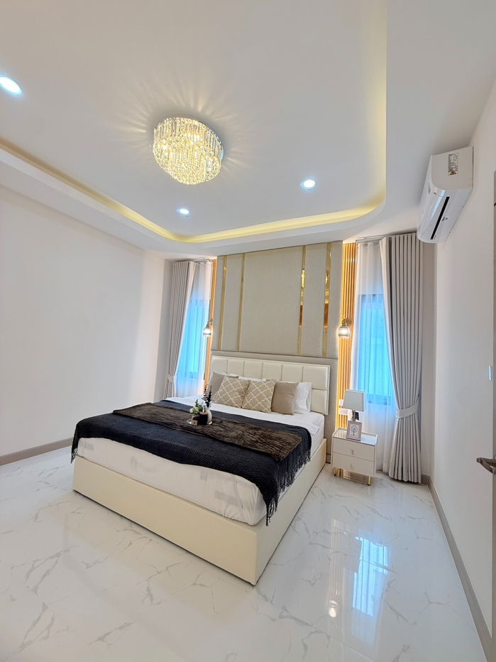 รูป  ขายบ้านเดี่ยวพร้อมสระว่ายน้ำสุดหรู 4นอน 5น้ำ ทำเลทองใกล้ รร. นานาชาติธาราพัฒนา ถนนพัฒนาการ พัทยา - รูปที่ 18/19