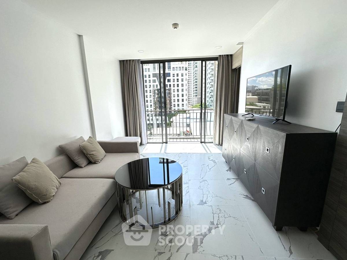 รูป คอนโด 1-ห้องนอน ที่ คลาส หลังสวน ใกล้ BTS ชิดลม (ID 2372142) - รูปที่ 2/12