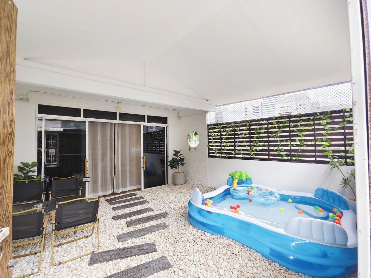 picture House for rent in Ratchada Soi 3 Rent 60,000 THB Please call 081-912-8883 - 12/15