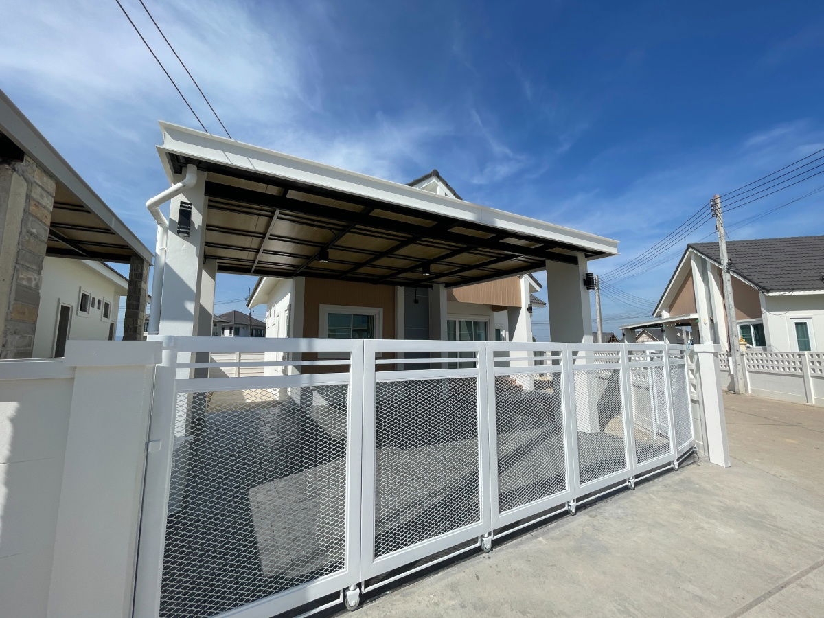 picture Single-storey detached house for sale  3 bedrooms 2 bathrooms and  2  parkings. - 20/21