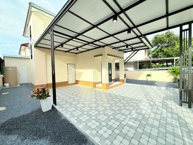 3-bed house for sale, 200 sqm, 50 sq wah, K.C. GREENVILLE