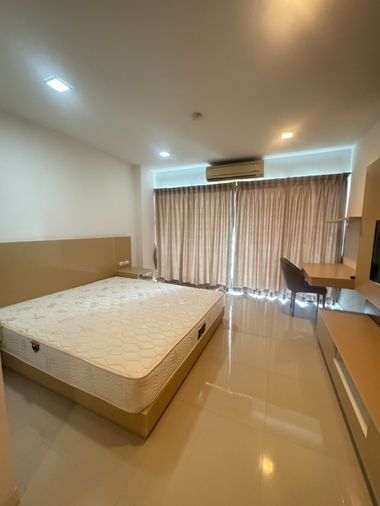 ให้เช่าคอนโด แลนด์มาร์ค เรสซิเดนซ์ เอแบค บางนา Landmark Residence ABAC Bangna สวย ครบ ถูก วิวโล่งต้นไม้ทุ่งญ้าสบายตา