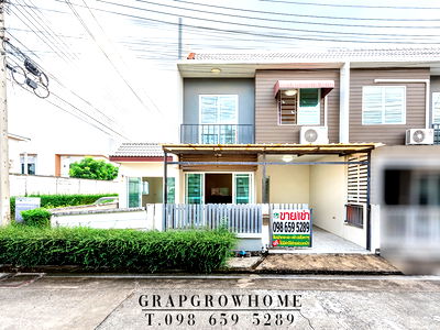 ทาวน์โฮมให้เช่า : เดอะ คัลเลอร์ส เลชเชอร์ บางนา กม.8 ทาวน์โฮม 2 ชั้นสไตล์บ้านแฝด บ้านใหม่เจ้าของไม่เคยอยู่ 4 ห้องนอน ใกล้เมกะบางนาเพียง 5 นาที