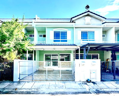 ทาวน์โฮม สมุทรปราการ : ขายทาวน์โฮม 2 ชั้น หมู่บ้านวิลาจจิโอบางนา บ้านสวยราคาถูก 